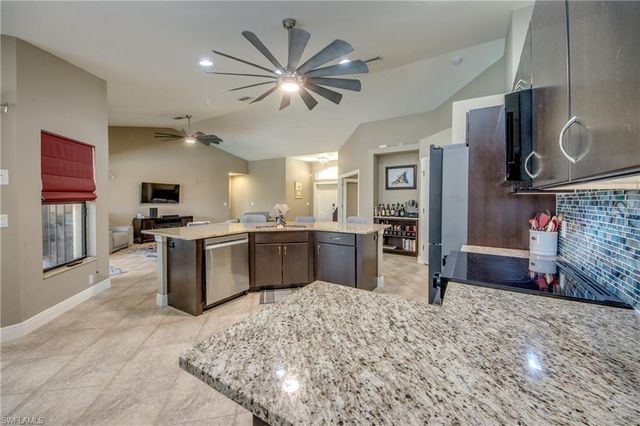 515 SW 29th TER, Cape Coral, FL 33914