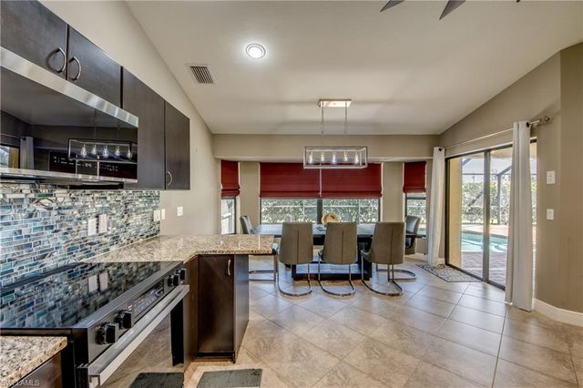 515 SW 29th TER, Cape Coral, FL 33914