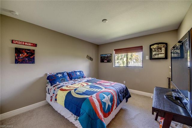 515 SW 29th TER, Cape Coral, FL 33914