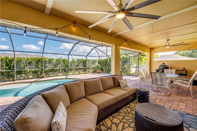 515 SW 29th TER, Cape Coral, FL 33914