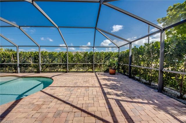515 SW 29th TER, Cape Coral, FL 33914