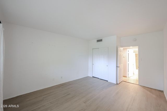 357 E THOMAS Road A208, Phoenix, AZ 85012