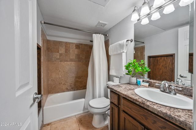 357 E THOMAS Road A208, Phoenix, AZ 85012