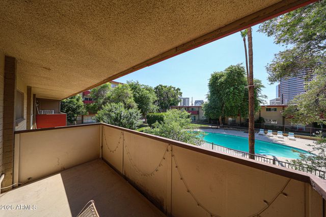 357 E THOMAS Road A208, Phoenix, AZ 85012