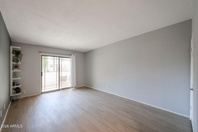 357 E THOMAS Road A208, Phoenix, AZ 85012