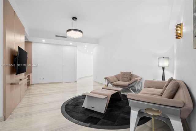 18555 Collins Avenue 2105, Sunny Isles Beach, FL 33160