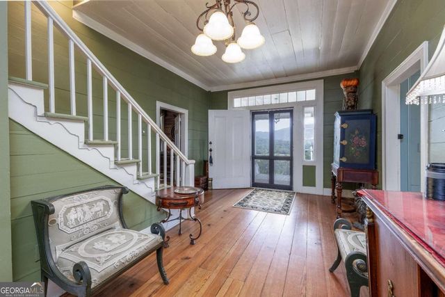 205 Carolina Street, Dillard, GA 30537