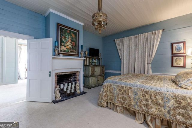 205 Carolina Street, Dillard, GA 30537