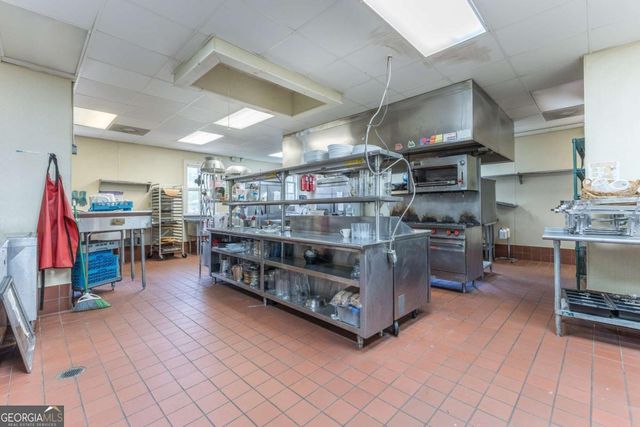 205 Carolina Street, Dillard, GA 30537