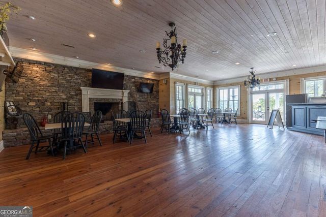 205 Carolina Street, Dillard, GA 30537