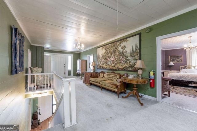 205 Carolina Street, Dillard, GA 30537