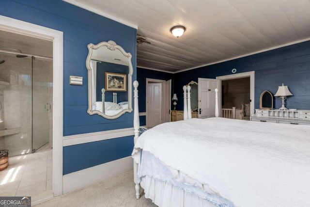 205 Carolina Street, Dillard, GA 30537