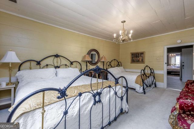 205 Carolina Street, Dillard, GA 30537