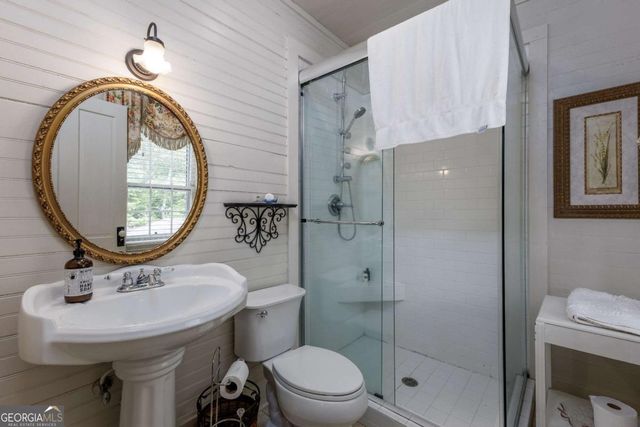 205 Carolina Street, Dillard, GA 30537