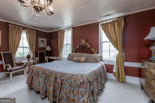 205 Carolina Street, Dillard, GA 30537