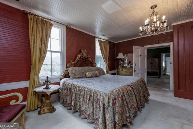 205 Carolina Street, Dillard, GA 30537