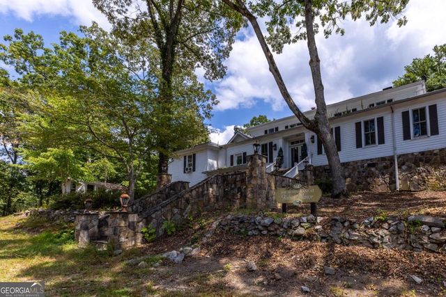 205 Carolina Street, Dillard, GA 30537