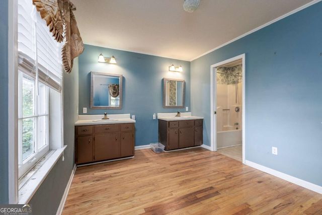 205 Carolina Street, Dillard, GA 30537