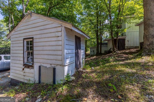 205 Carolina Street, Dillard, GA 30537