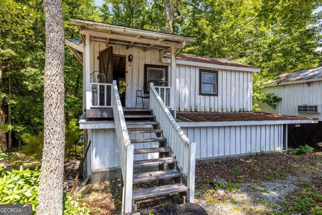 205 Carolina Street, Dillard, GA 30537