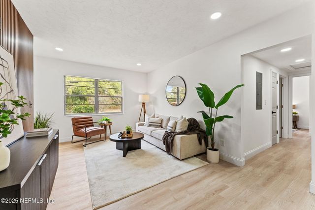 1436 FOREST HILLS Road, Jacksonville, FL 32208