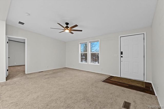 11214 Woodchester Court, South Lyon, MI 48178