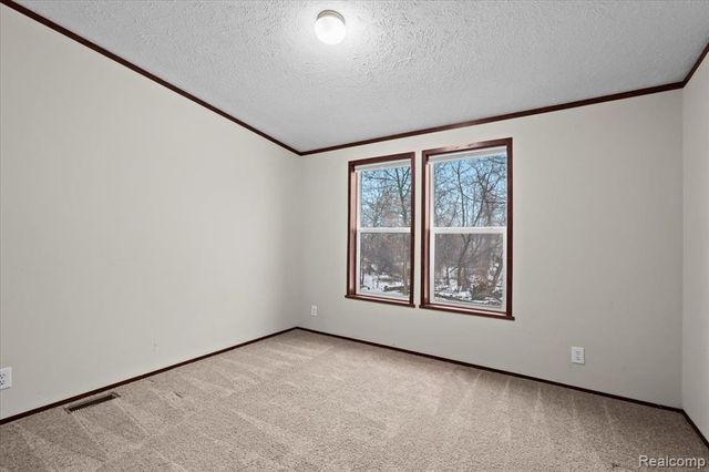 11214 Woodchester Court, South Lyon, MI 48178