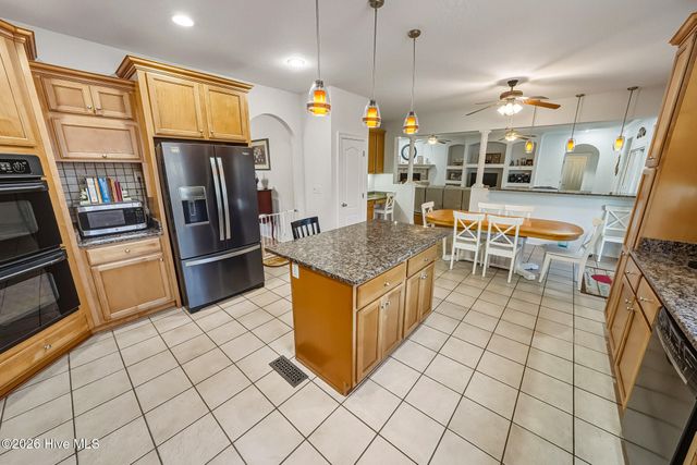 906 Broomfield Trail, Elizabeth City, NC 27909