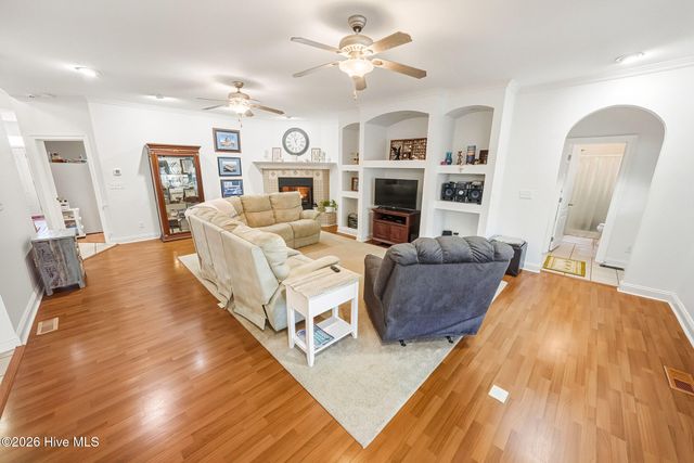 906 Broomfield Trail, Elizabeth City, NC 27909