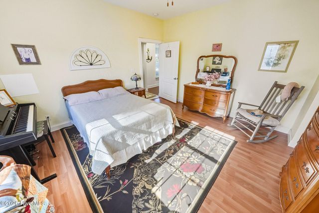 906 Broomfield Trail, Elizabeth City, NC 27909