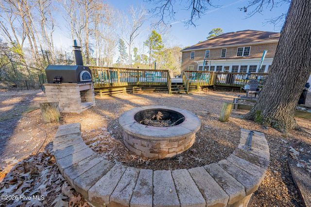 906 Broomfield Trail, Elizabeth City, NC 27909