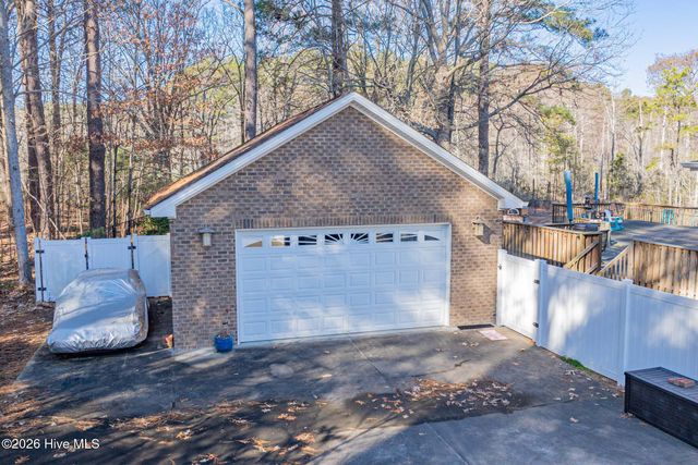 906 Broomfield Trail, Elizabeth City, NC 27909