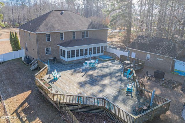 906 Broomfield Trail, Elizabeth City, NC 27909