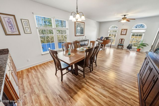 906 Broomfield Trail, Elizabeth City, NC 27909