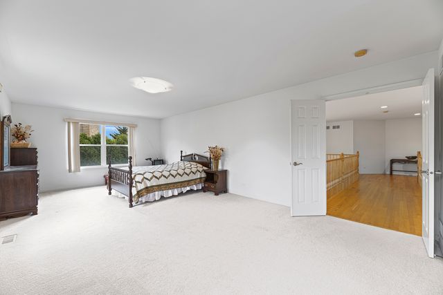 47 Holabird Circle, Highwood, IL 60040