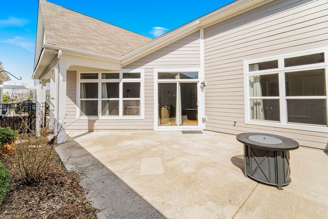 16519 S Fox Run Circle, Plainfield, IL 60586