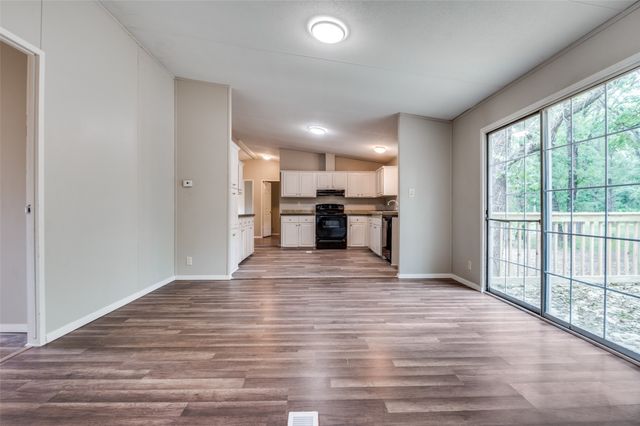 5188 Timarron Drive, Scurry, TX 75158