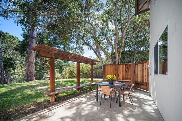 867 Via Mirada, Monterey, CA 93940