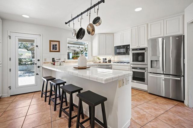 867 Via Mirada, Monterey, CA 93940