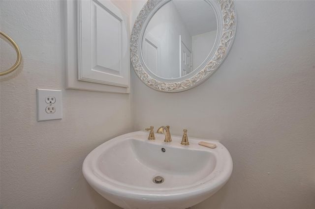 1615 Monvale Lane, Sugar Land, TX 77479