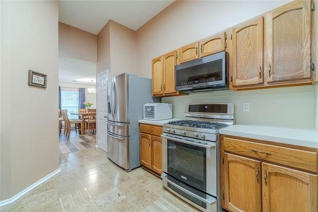 1381 Shady Cove Lane, Lawrenceville, GA 30043