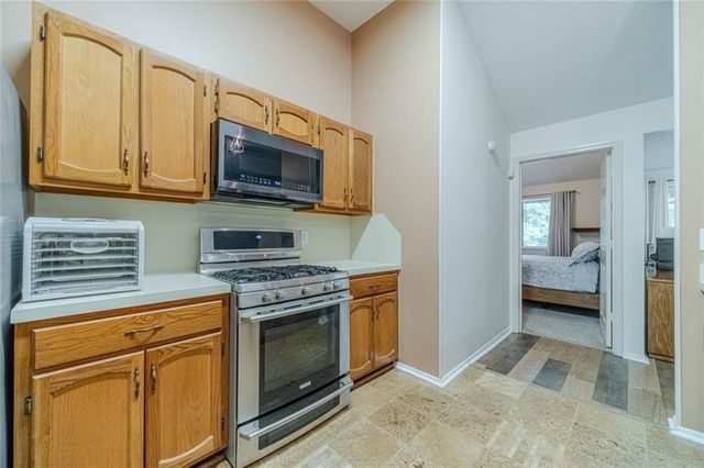 1381 Shady Cove Lane, Lawrenceville, GA 30043