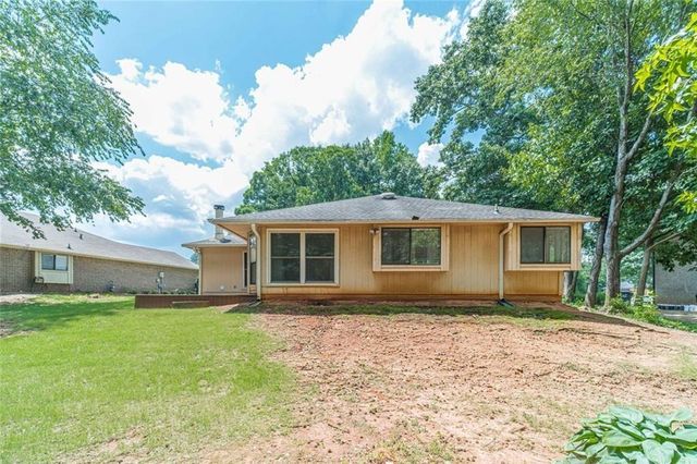 1381 Shady Cove Lane, Lawrenceville, GA 30043