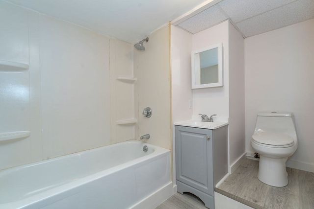 100 Fays Ave, Lynn, MA 01904