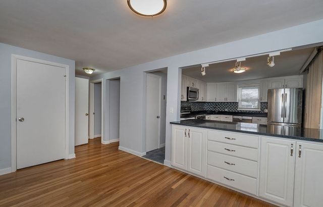 100 Fays Ave, Lynn, MA 01904