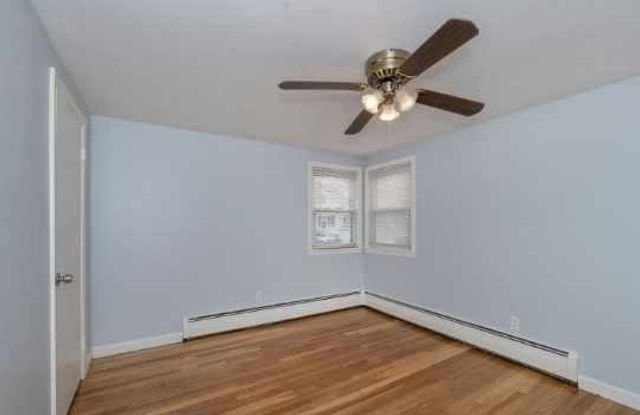 100 Fays Ave, Lynn, MA 01904