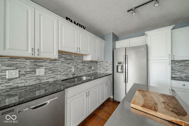 9366 W Rising Sun Drive, Pendleton, IN 46064