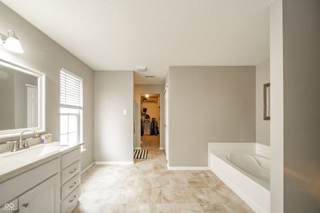 9366 W Rising Sun Drive, Pendleton, IN 46064