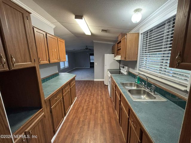 7624 SW COUNTY ROAD 225, Starke, FL 32091