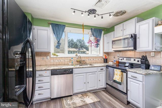310 S BROAD ST, Mechanicsburg, PA 17055